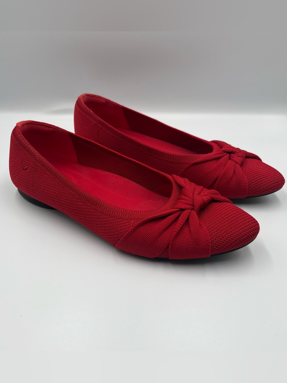 VIVAIA Almond Toe Knotted Bibi Flats in Red Women's Shoe Size 38.5